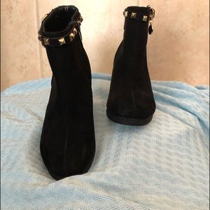 Black suede ankle boot kids small wedge heel